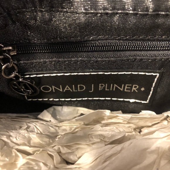 NWT DONALD J. PLINER plum handbag! Retails @ $225 - Picture 4 of 5